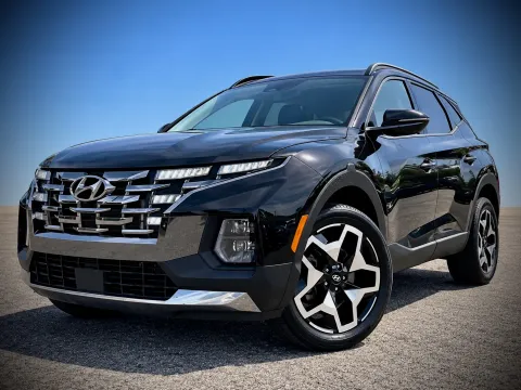 Photos of 2022 Hyundai Santa Cruz Limited for sale in Columbus, IN at Green Light Auto - Jonesville Road