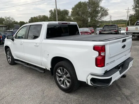 More photos of 2021 Chevrolet Silverado 1500 RST at Green Light Auto - Jonesville Road, IN