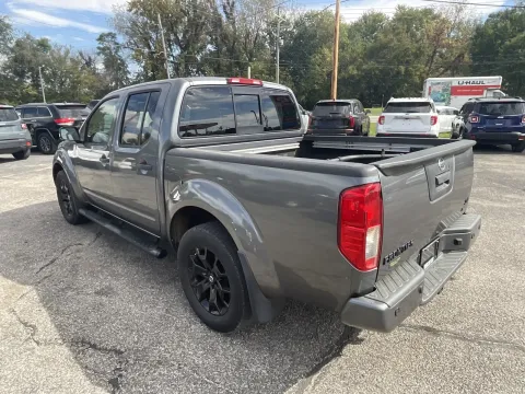 More photos of 2018 Nissan Frontier SV at Green Light Auto - Jonesville Road, IN