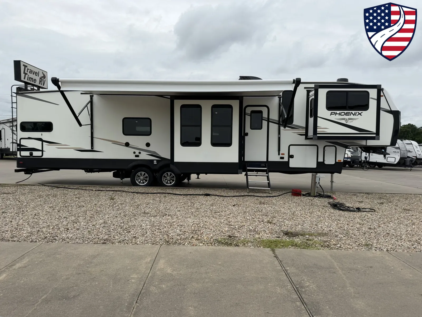 Unknown 2022 Shasta Phoenix 334FL for sale in Sulphur Springs, TX