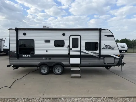Photos of 2022 Jayco Jayflight 212QB for sale in Sulphur Springs, TX at Liberty Trail RV - Sulphur Springs