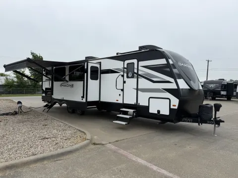 More photos of 2023 Grand Design Imagine 3210BH at Liberty Trail RV - Sulphur Springs, TX