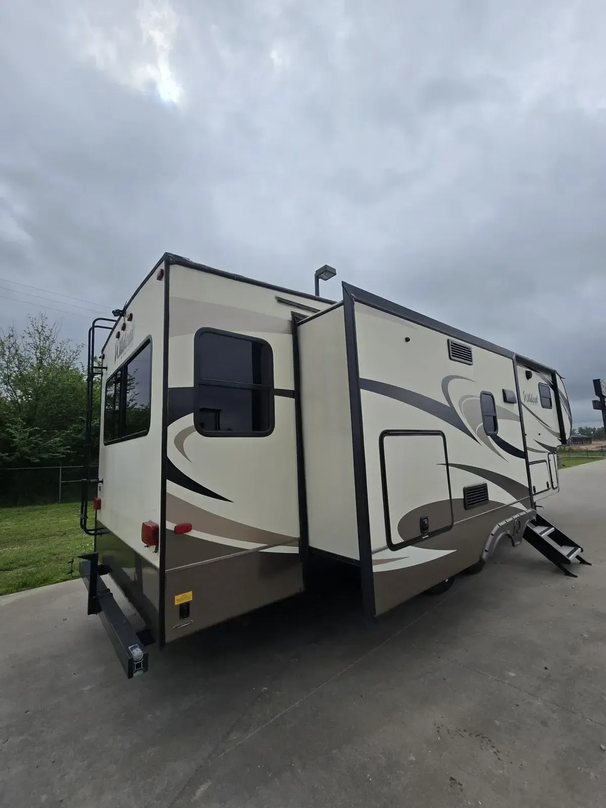 More photos of 2017 Forest River Wildcat 29RLX at Liberty Trail RV - Sulphur Springs, TX
