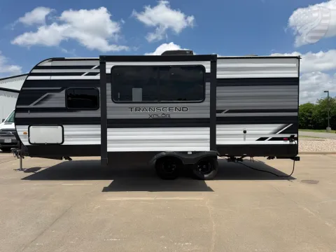 More photos of 2022 Grand Design Transcend 200MK at Liberty Trail RV - Sulphur Springs, TX