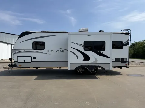 More photos of 2021 Keystone Cougar 24SABWE at Liberty Trail RV - Sulphur Springs, TX