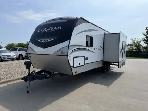 More photos of 2021 Keystone Cougar 24SABWE at Liberty Trail RV - Sulphur Springs, TX