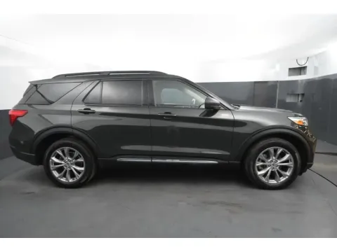 More photos of 2022 Ford Explorer XLT Sport Utility 4D at Crazy Cars Jersey City, NJ