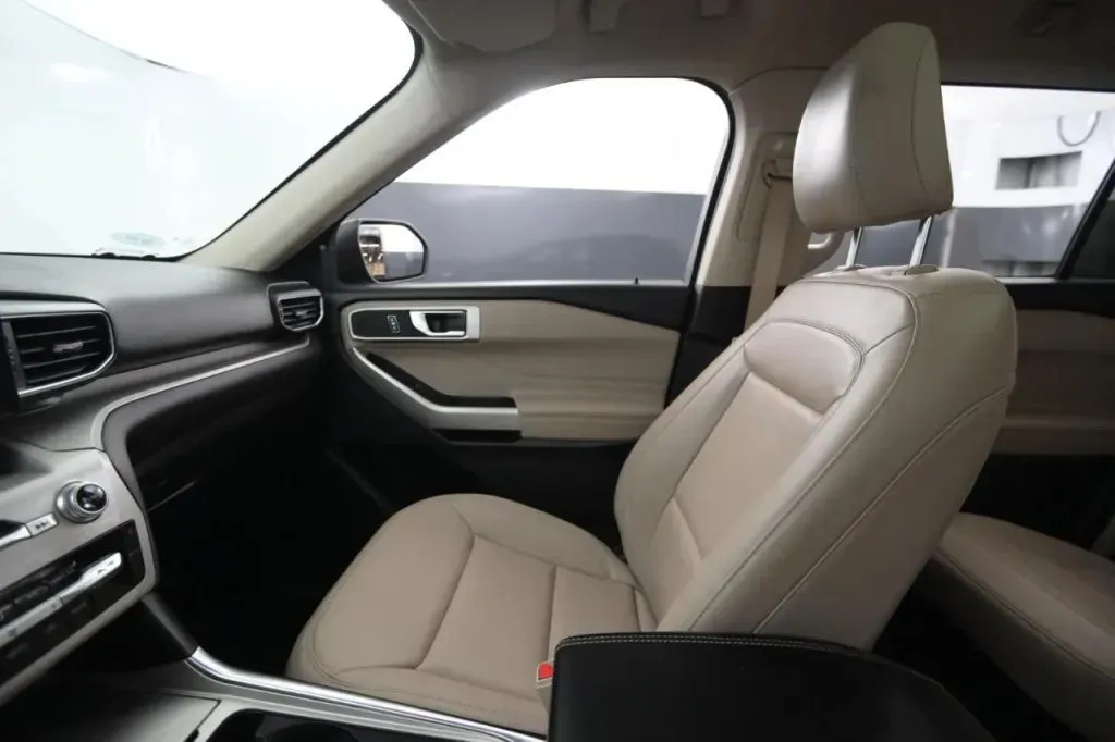 2022 Ford Explorer XLT - Photo 30