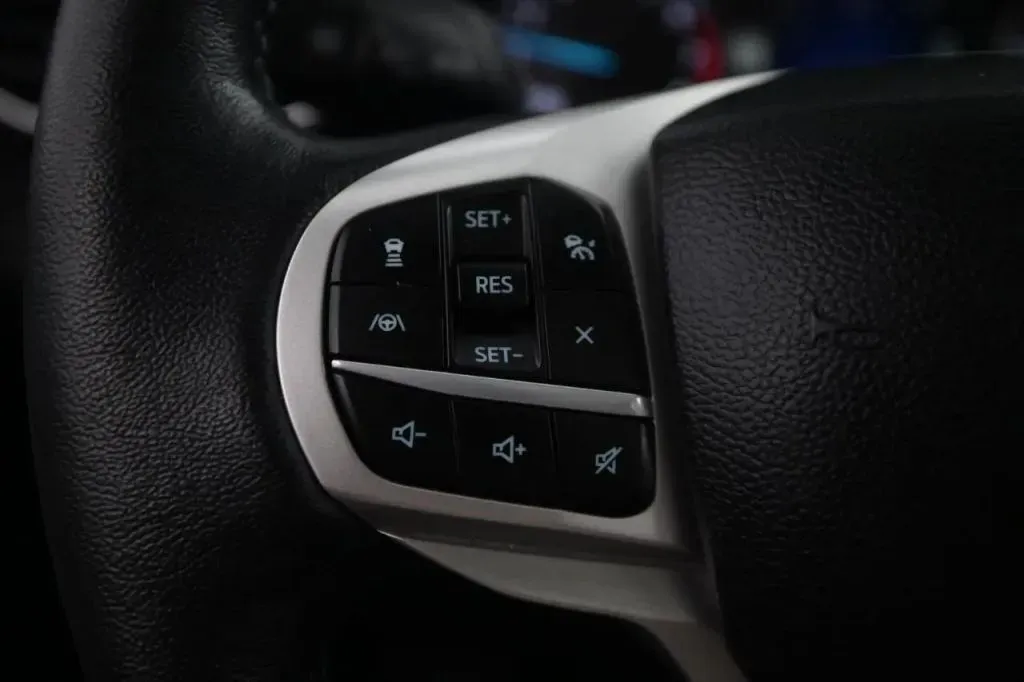 2022 Ford Explorer XLT - Photo 23
