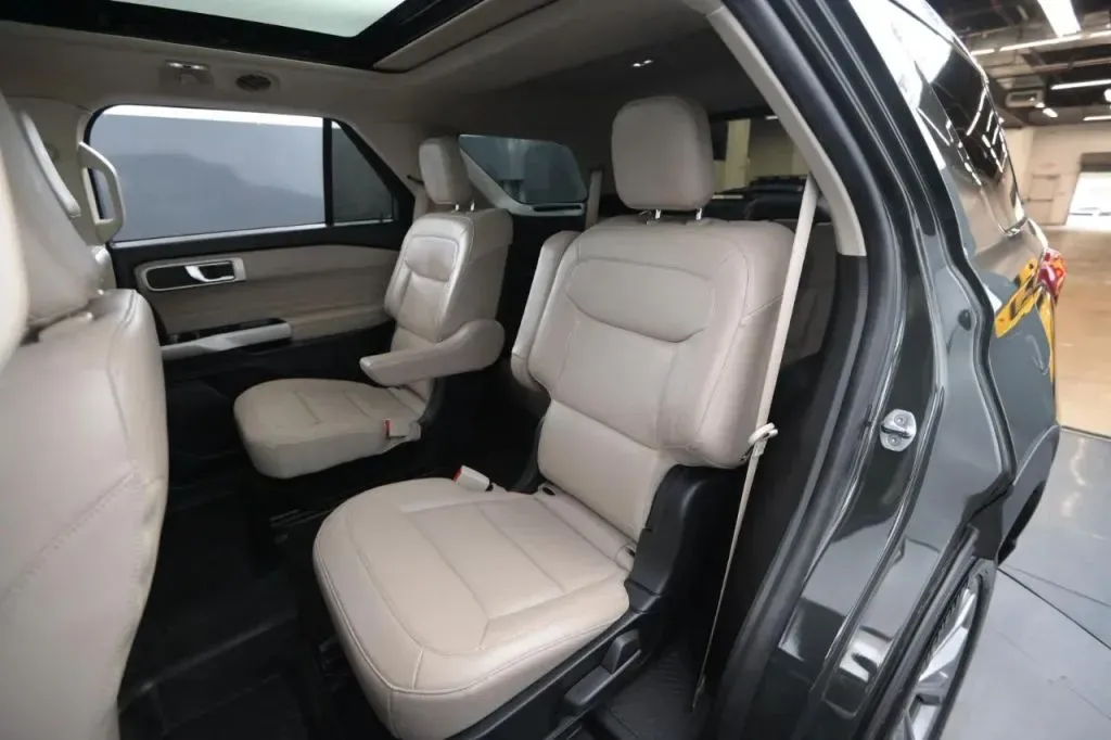2022 Ford Explorer XLT - Photo 46