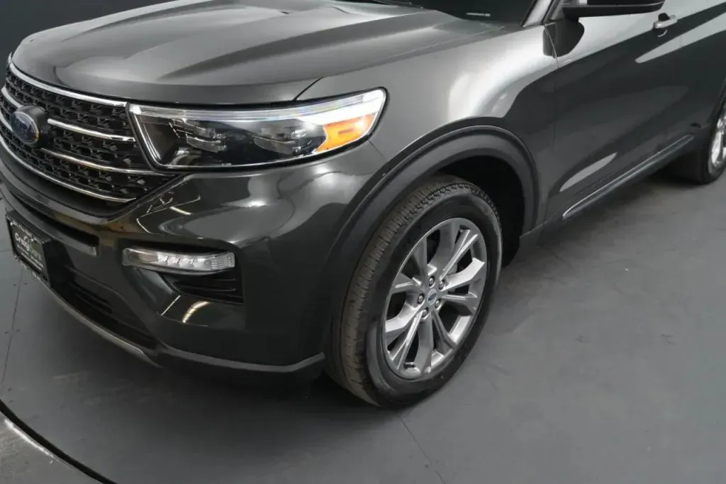 2022 Ford Explorer XLT - Photo 8