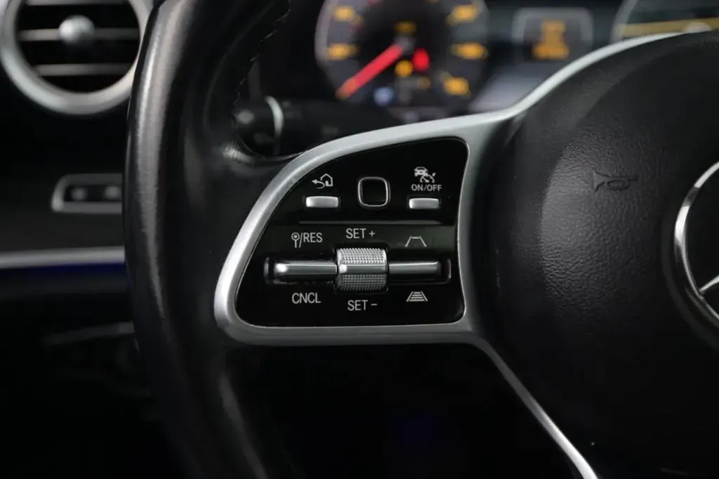 2020 Mercedes-Benz E-Class E350 - Photo 39