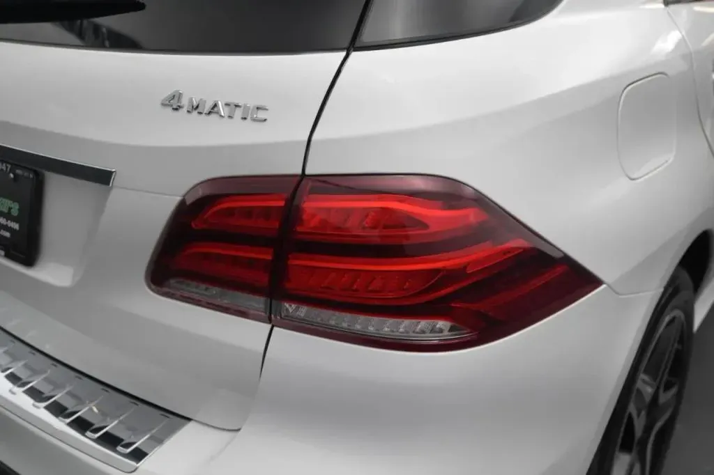 Mercedes-Benz GLE photo 15