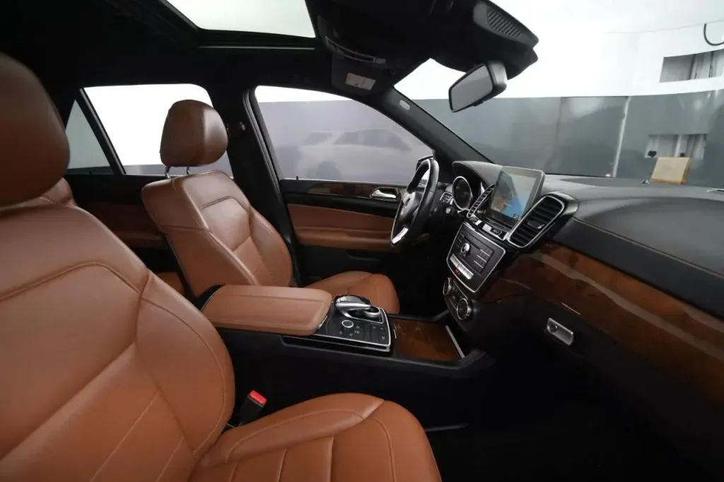 Mercedes-Benz GLE photo 49