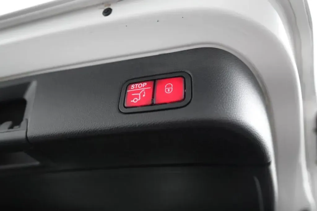 Mercedes-Benz GLE photo 46