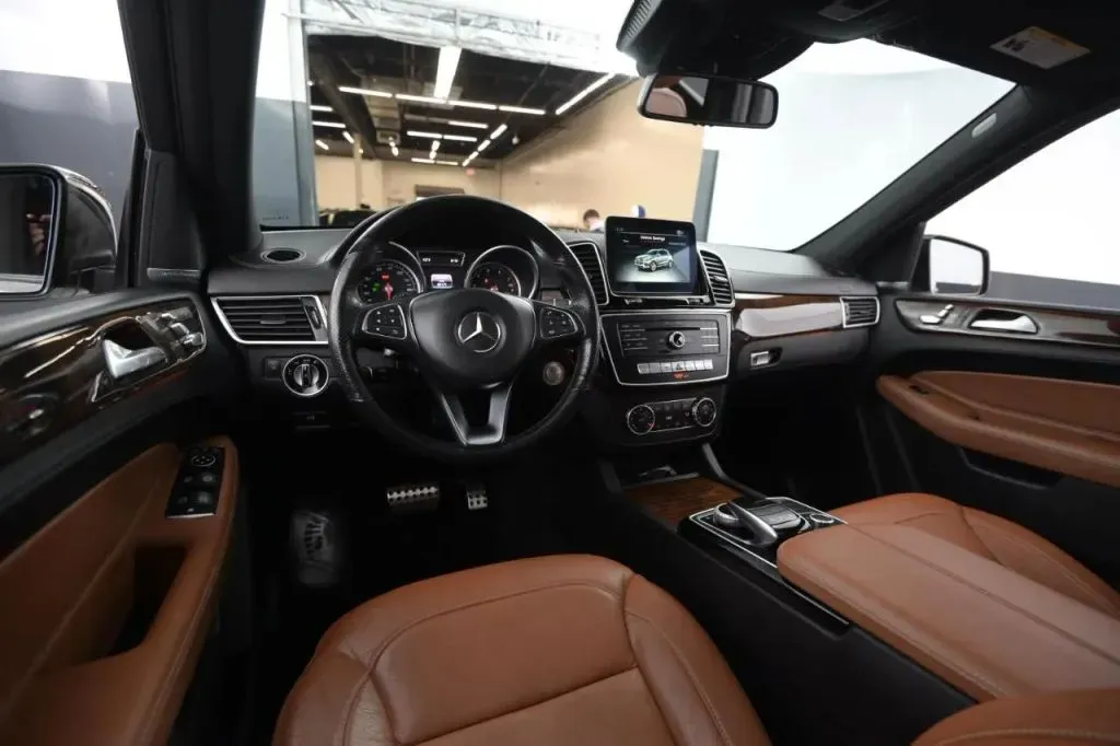 Mercedes-Benz GLE photo 27