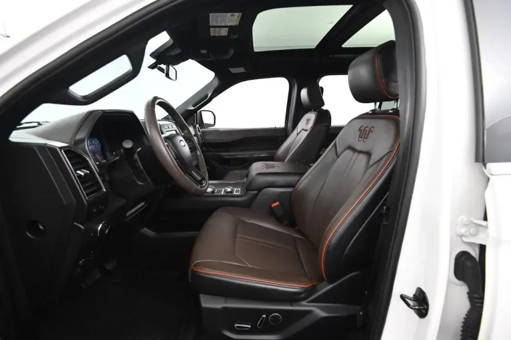 Ford Expedition photo 34