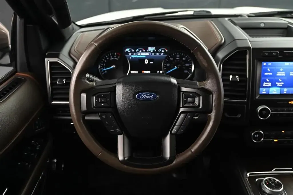 Ford Expedition photo 23