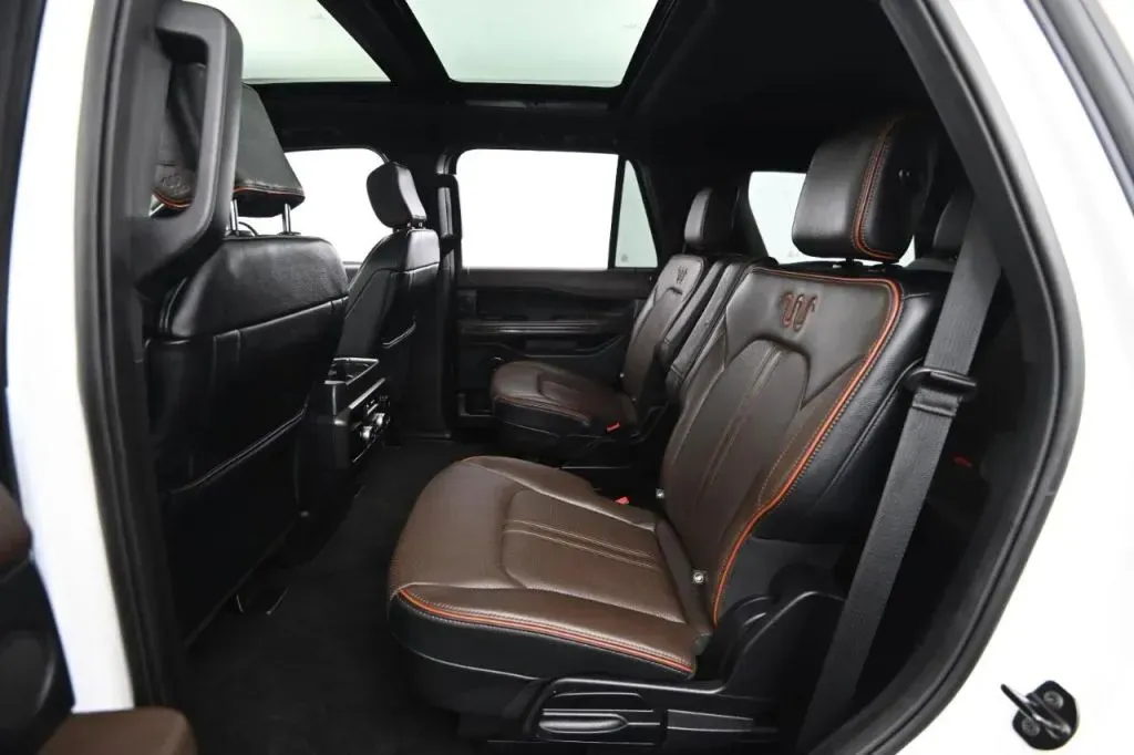Ford Expedition photo 39