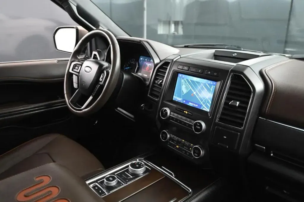 Ford Expedition photo 42