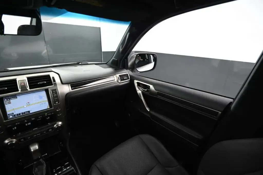 2021 Lexus GX Base - Photo 20