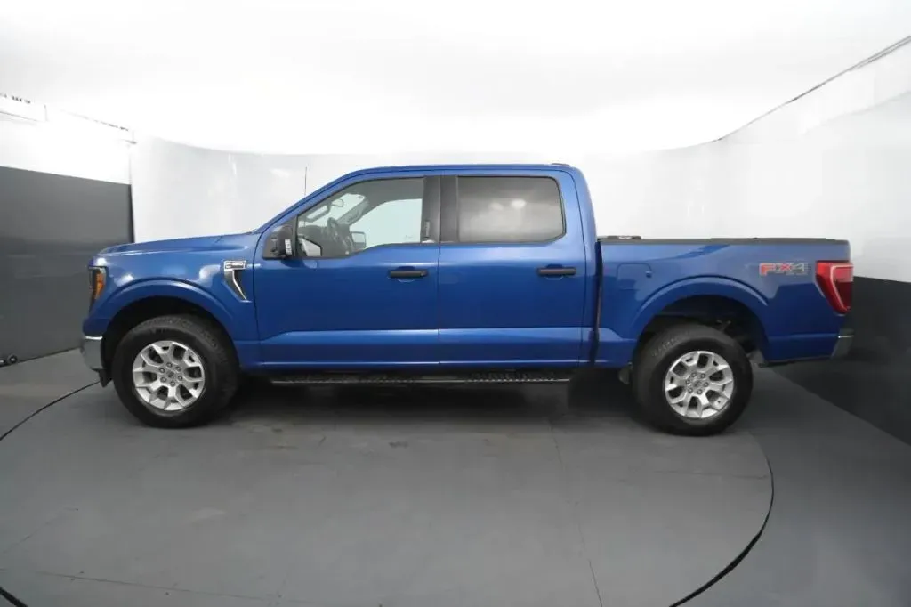Ford F-150 photo 2