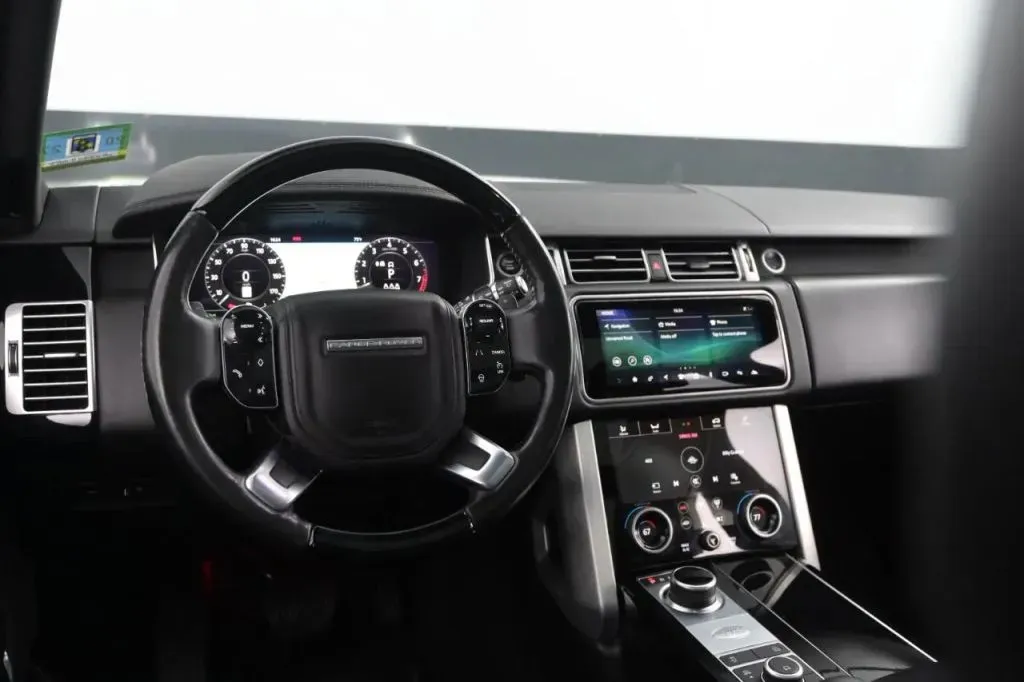 Land Rover Range Rover photo 40