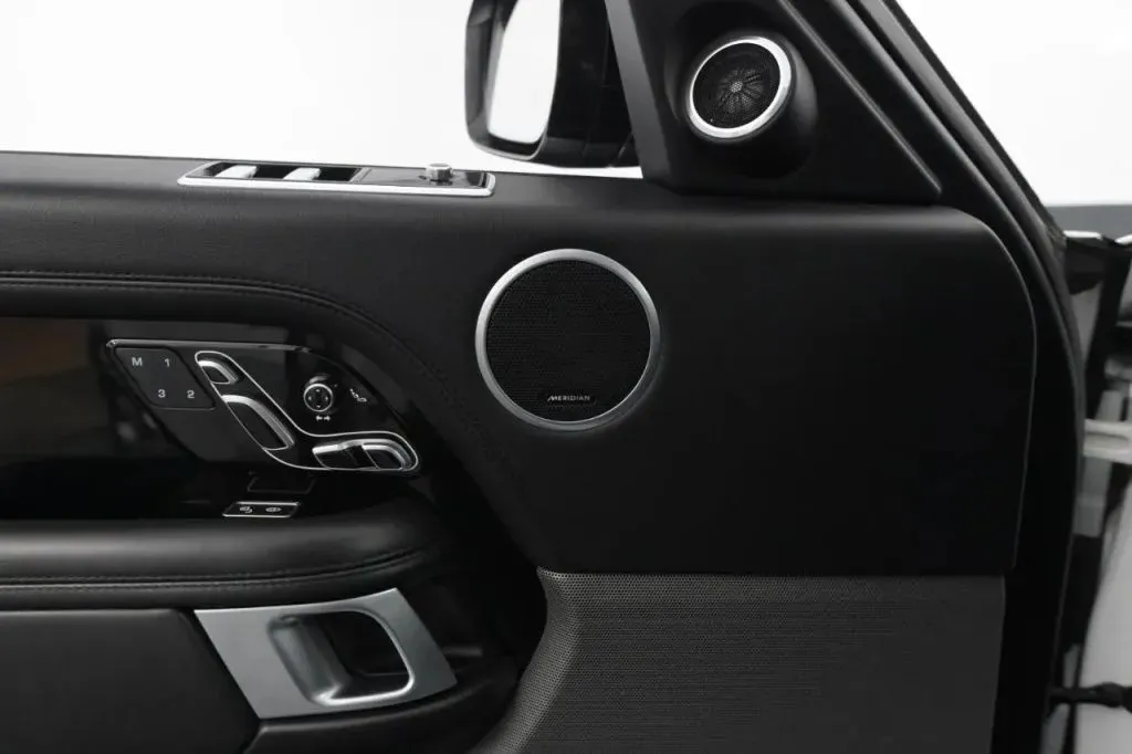 Land Rover Range Rover photo 31