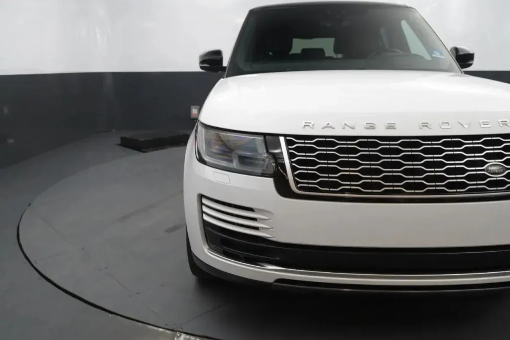 Land Rover Range Rover photo 9