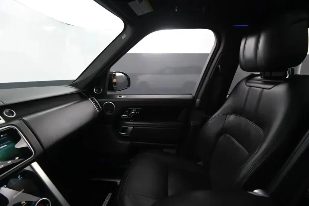 Land Rover Range Rover photo 27