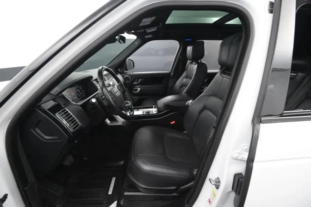 Land Rover Range Rover photo 44