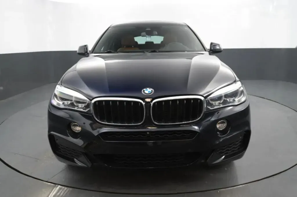 BMW X6 photo 8