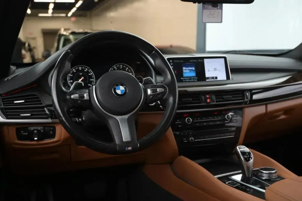 BMW X6 photo 30