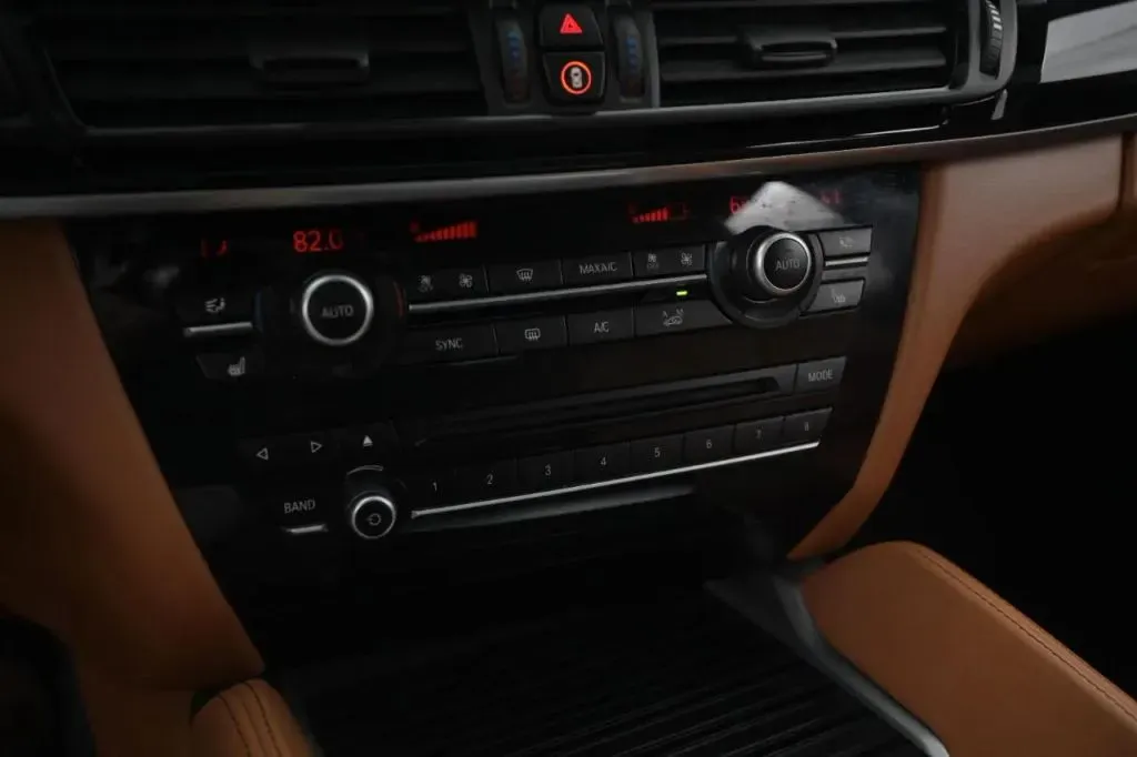 BMW X6 photo 36