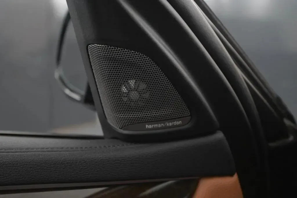 BMW X6 photo 32
