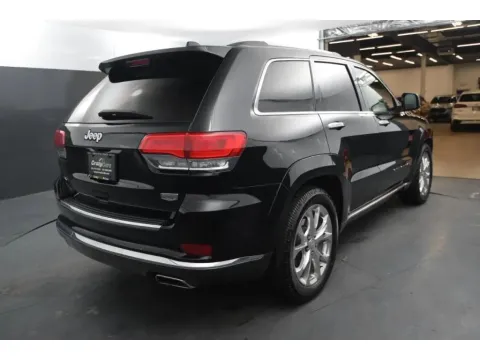 More photos of 2021 Jeep Grand Cherokee Summit Sport Utility 4D at Crazy Cars Hillside, NJ