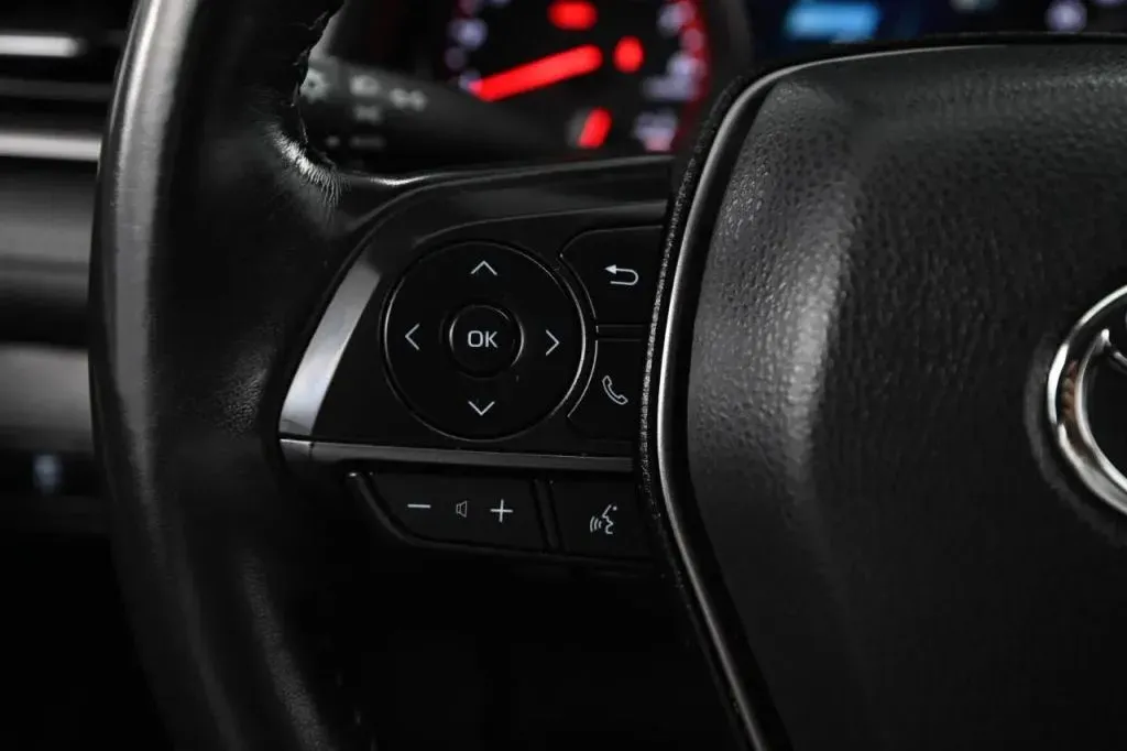 Toyota Camry photo 32
