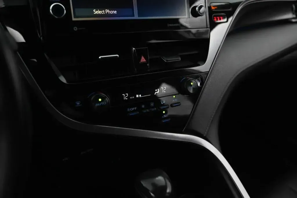 Toyota Camry photo 28