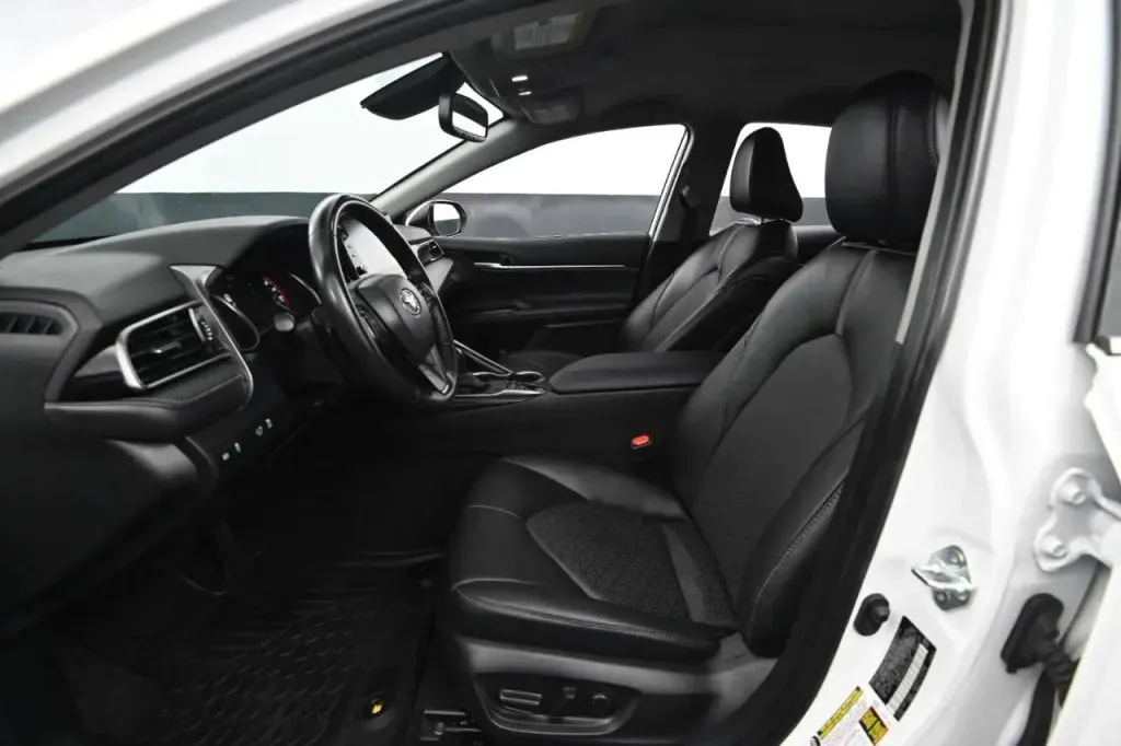 Toyota Camry photo 33