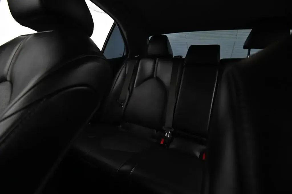 Toyota Camry photo 37