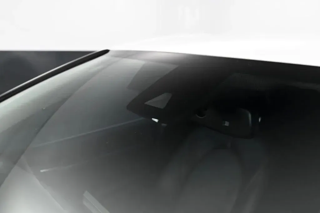 Toyota Camry photo 11