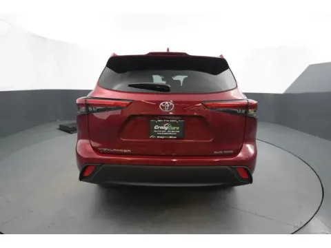 More photos of 2020 Toyota Highlander XLE Sport Utility 4D at Crazy Cars Hillside, NJ