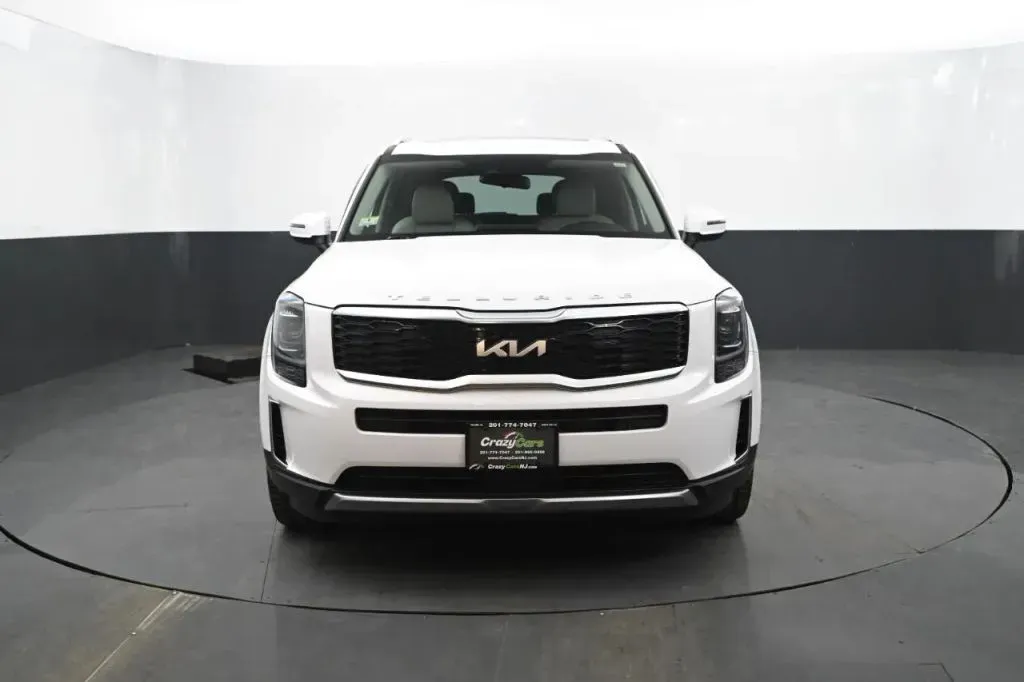 2022 Kia Telluride S - Photo 8