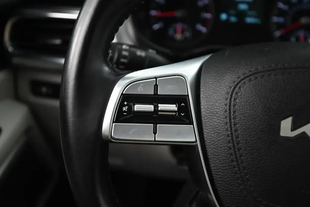 2022 Kia Telluride S - Photo 37