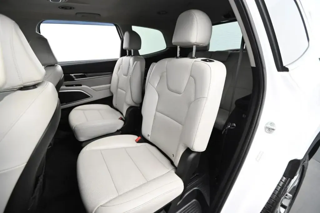 2022 Kia Telluride S - Photo 45