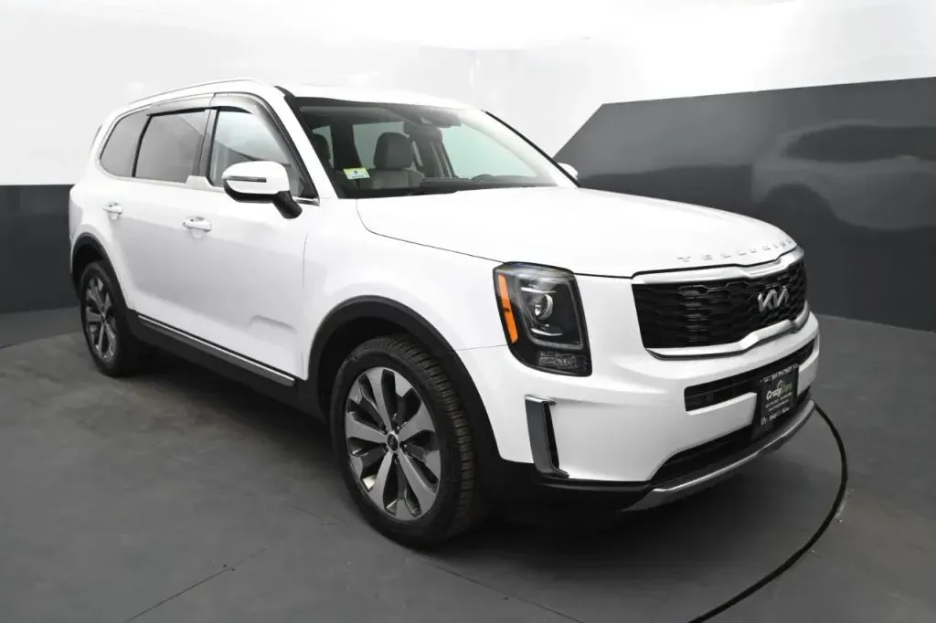 2022 Kia Telluride S - Photo 7