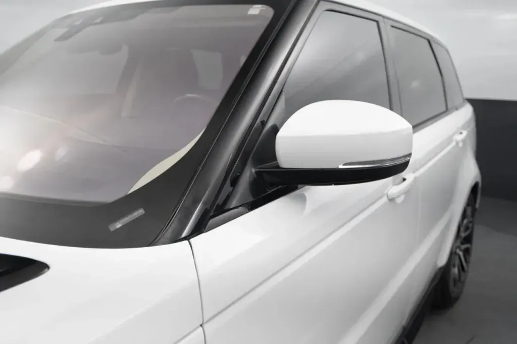 Land Rover Range Rover Sport photo 11