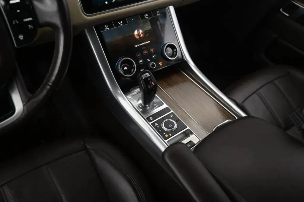 Land Rover Range Rover Sport photo 22