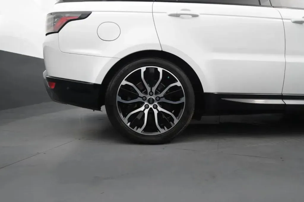 Land Rover Range Rover Sport photo 15
