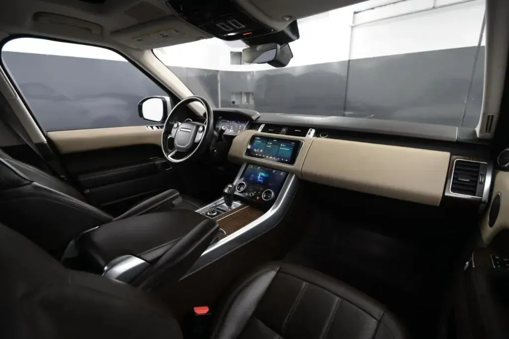 Land Rover Range Rover Sport photo 43